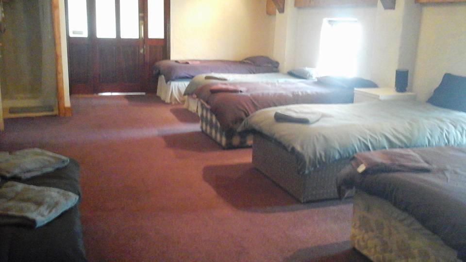 Long Acre Lodge Карлингфорд Экстерьер фото